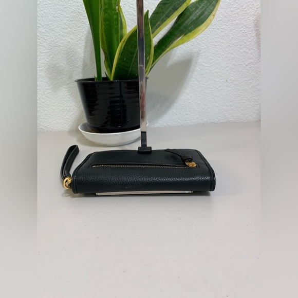 💕👜TORY BURCH Black Leather Wrislet💕👜👜 - Picture 7 of 8